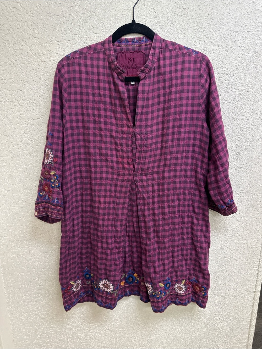 Johnny Was Embroidered Tunic - Picture 2 of 6